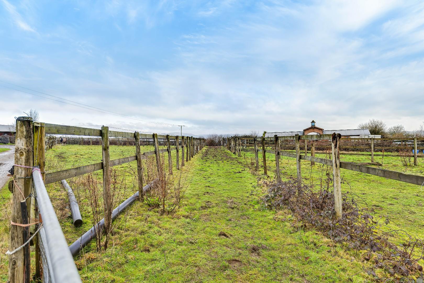 Ty Wyth Newydd Tredodridge, Cowbridge CF71 7UL